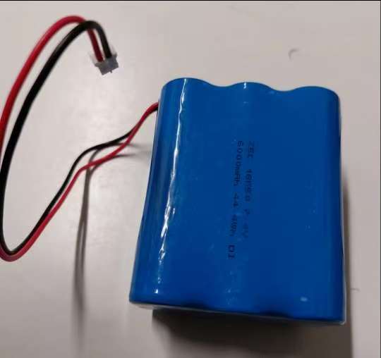 6000mAh 7.4V  battery pack